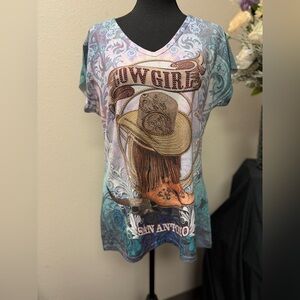 Sweet Gisele Western Cowgirl Graphics w/ Rhinestones V-Neck Tee - size XL